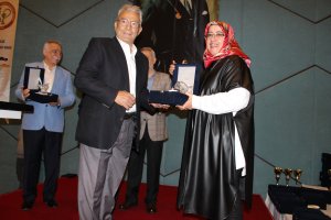 GELENEKSEL ANNELER GÜNÜ KAHVALTI ETKİNLİĞİMİZ, PLAKET VE ÖDÜL TÖRENİ HAKKINDA