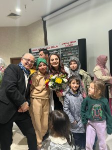 ODAMIZ TİYATRO TOPLULUĞU TARAFINDAN HAZIRLANAN ZOR ECZANE OYUNU SAHNELENDİ