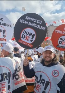 BÜYÜK ECZACI MİTİNGİ GERÇEKLEŞTİ