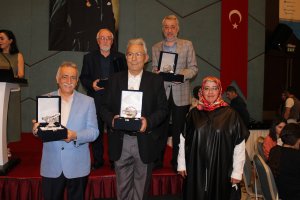 GELENEKSEL ANNELER GÜNÜ KAHVALTI ETKİNLİĞİMİZ, PLAKET VE ÖDÜL TÖRENİ HAKKINDA