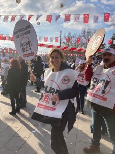 BÜYÜK ECZACI MİTİNGİ GERÇEKLEŞTİ