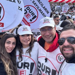 BÜYÜK ECZACI MİTİNGİ GERÇEKLEŞTİ