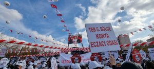 BÜYÜK ECZACI MİTİNGİ GERÇEKLEŞTİ