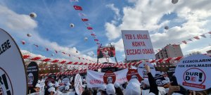 BÜYÜK ECZACI MİTİNGİ GERÇEKLEŞTİ